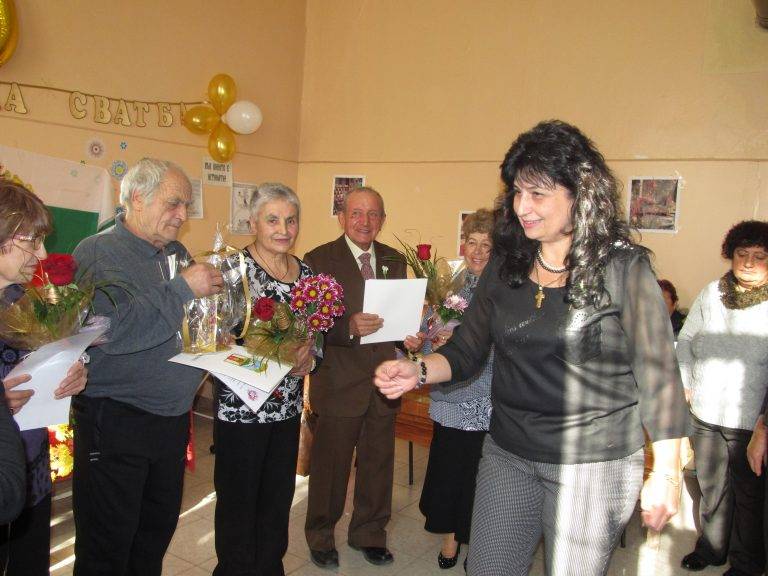 Горещи новини | В Лясковско отпразнуваха Златни сватби в Деня на християнското семейство