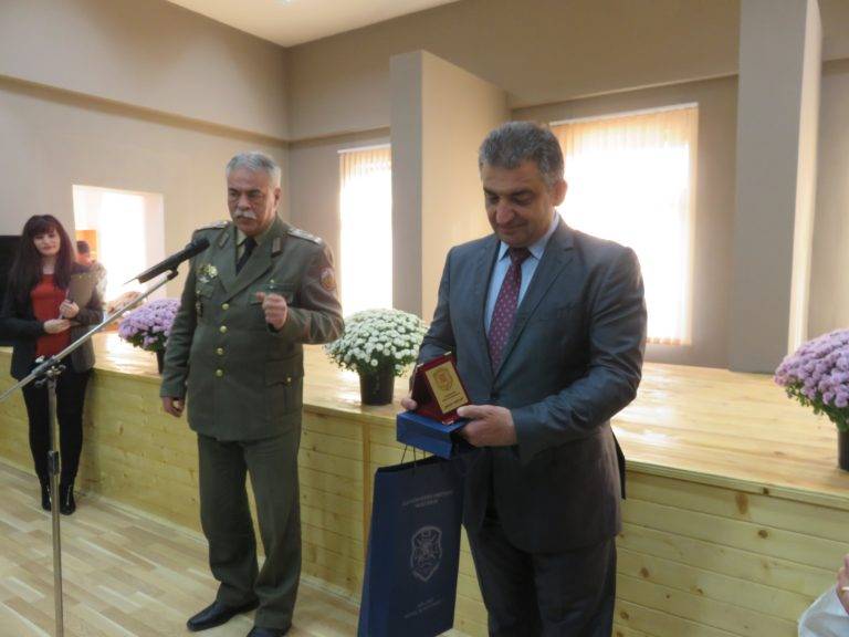 Горещи новини | В Eлена откриха Център за превенция, творчество и спорт