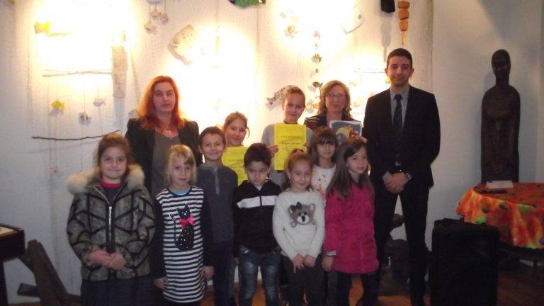 Общество | В Свищов отбелязаха 6 декември отдавайки дължимото на историята