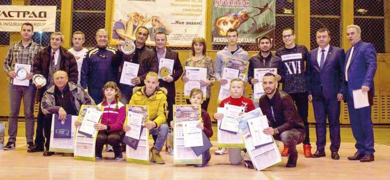 Спорт | Никола Кузманов и Николай Божанов спортисти на годината в Павликени