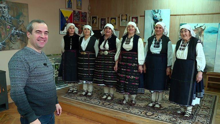 Горещи новини | Иван Звездев направи поредица за кулинарията в Павликени