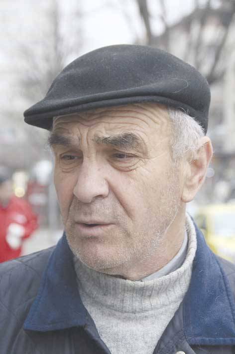 Анкета: Какво е състоянието на улиците и тротоарите в старата столица?