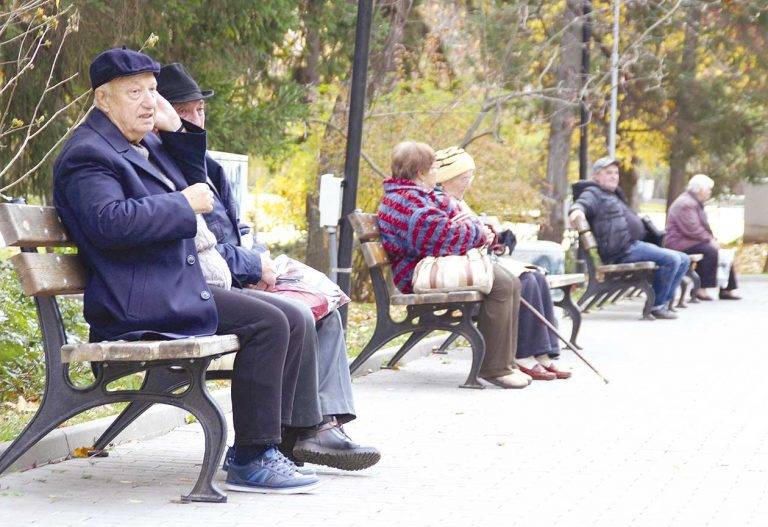 През 2018 година – заплата от 510 лв. и повече пари за майчинство