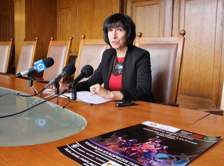 Горещи новини | Артисти от Пекинската танцова академия  със спектакъл за Китайската Нова година