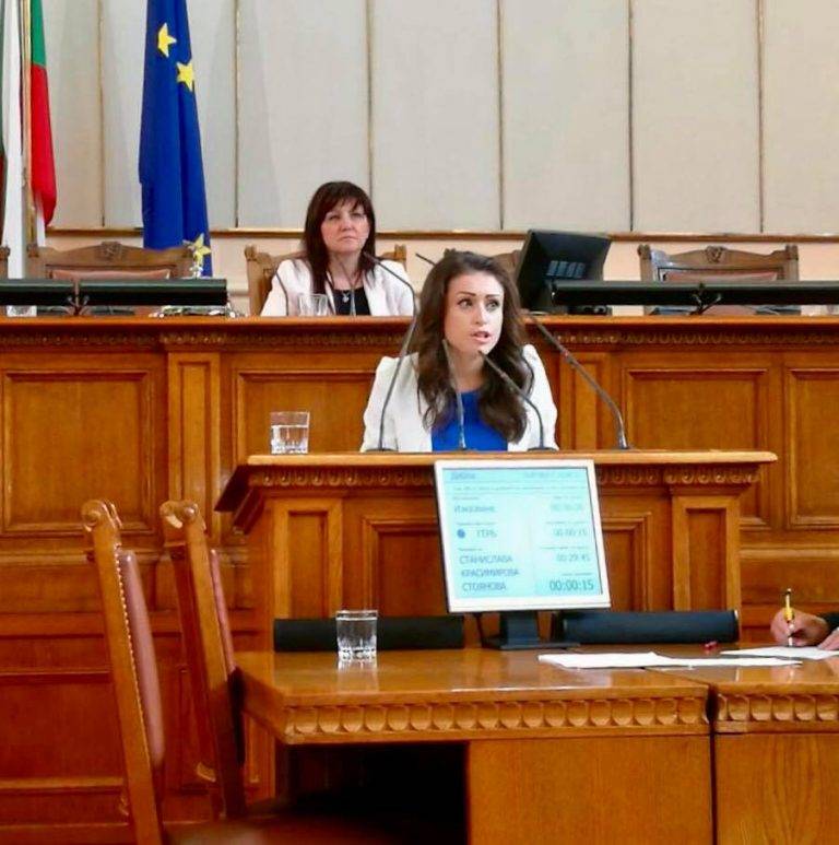 Горещи новини | Станислава Стоянова: Резултатът от вота на недоверие бе очакван, левицата няма състоятелни аргументи