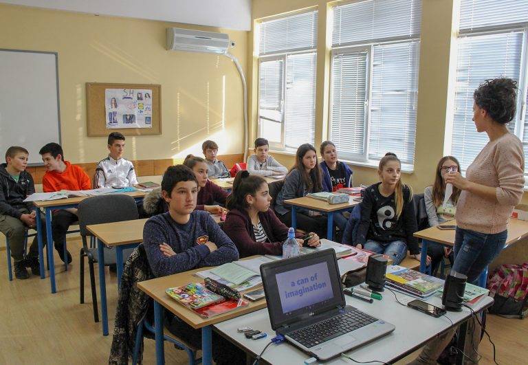 Възпитаници на Училища „Европа”  станаха рекламни мениджъри