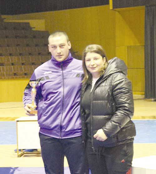 Спорт | Ивайло Нанчев вицешампион по борба