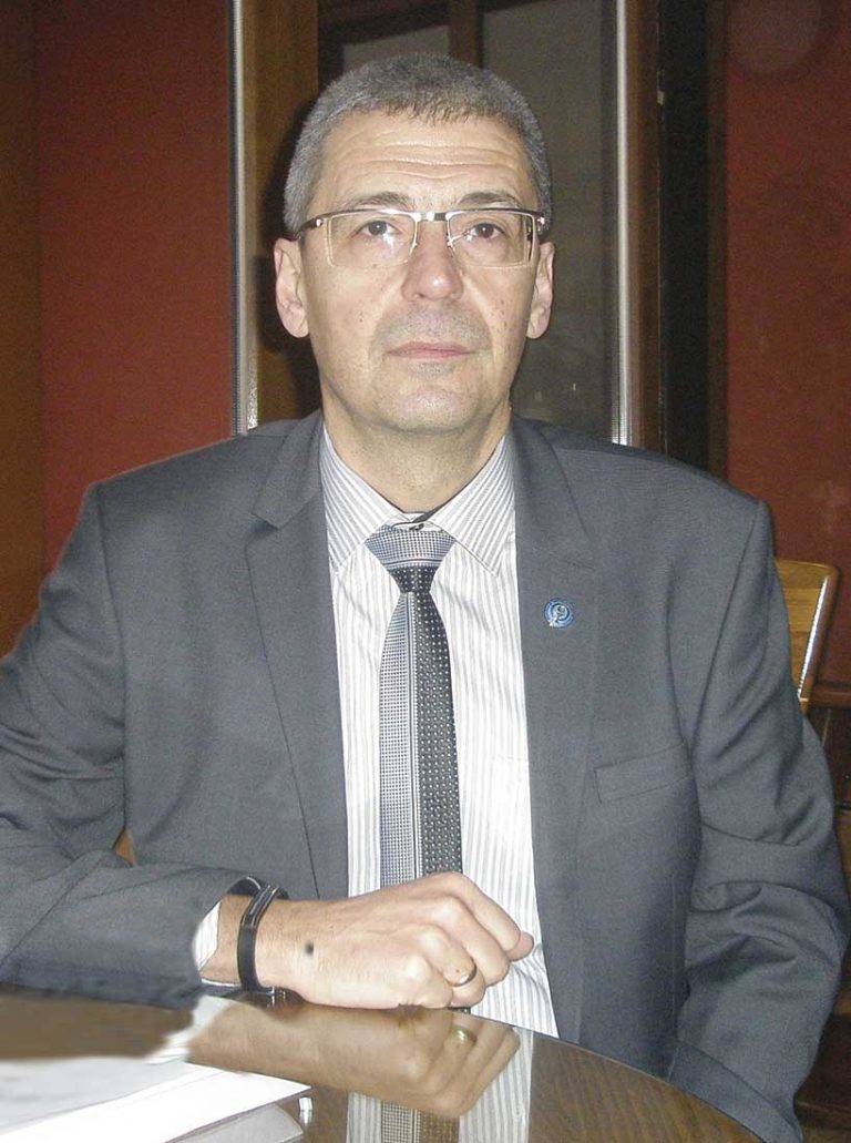 Здраве | Шефът на Българския фармацевтичен съюз проф. Илко Гетов: “По 350 нови фармацевти са  необходими годишно на България”