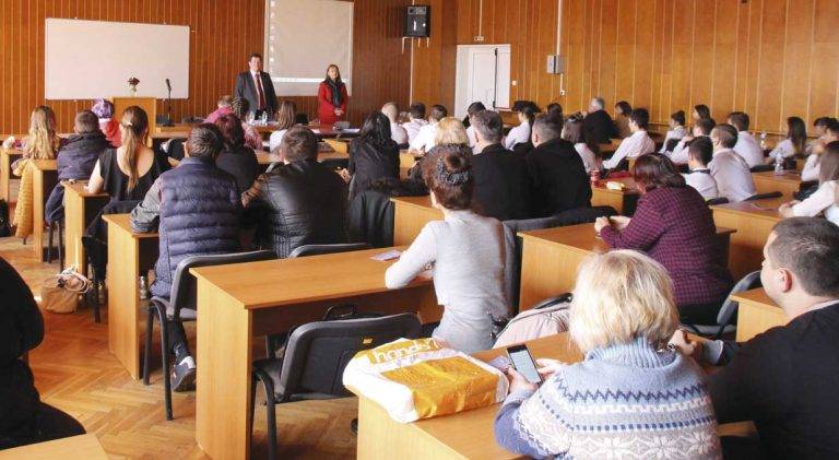 500 водещи руски университети  приемат безплатно български студенти