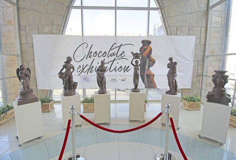 Шеф Ради Стамболов: “Когато пътувате, вместо да  пиете кафе хапнете малко шоколад”