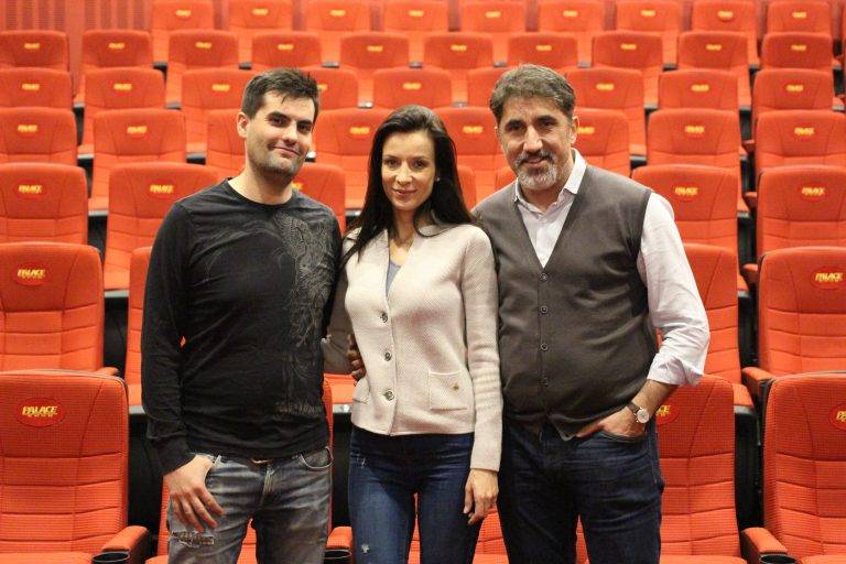 Горещи новини | Екипът на “Привличане” дойде на  среща с фенове във Велико Търново