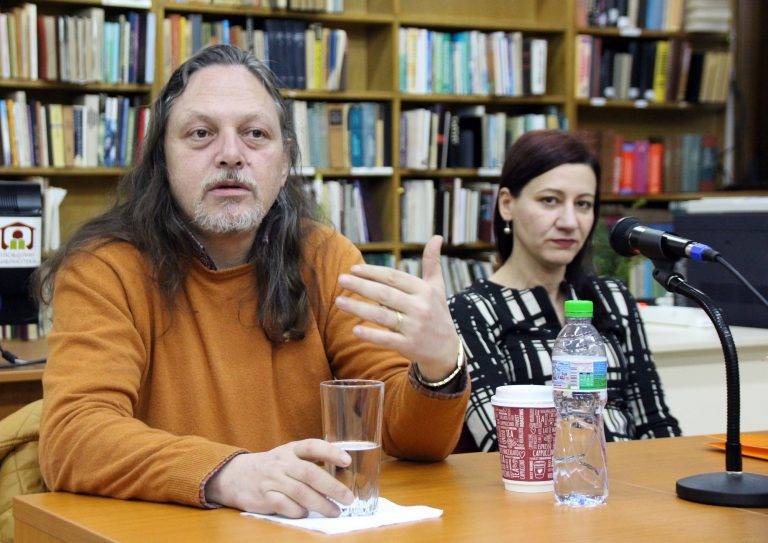 Нидал Алгафари представи четирите си романа във Велико Търново