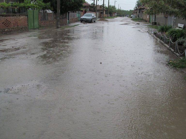 Жителите на Стамболово излизат  на протест заради лоши улици