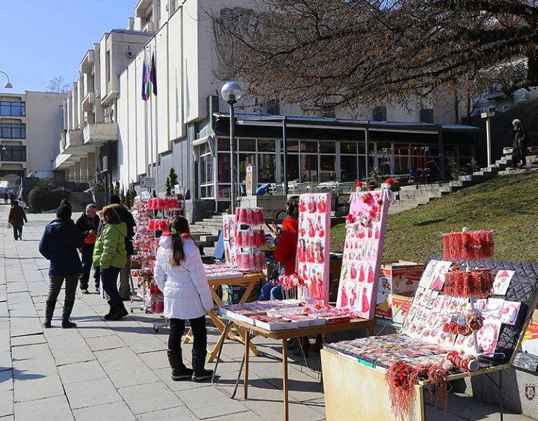 Голям базар за Баба Марта ще има във Велико Търново