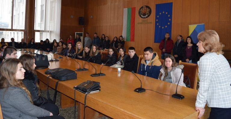 Областният управител се срещна с бъдещи юристи