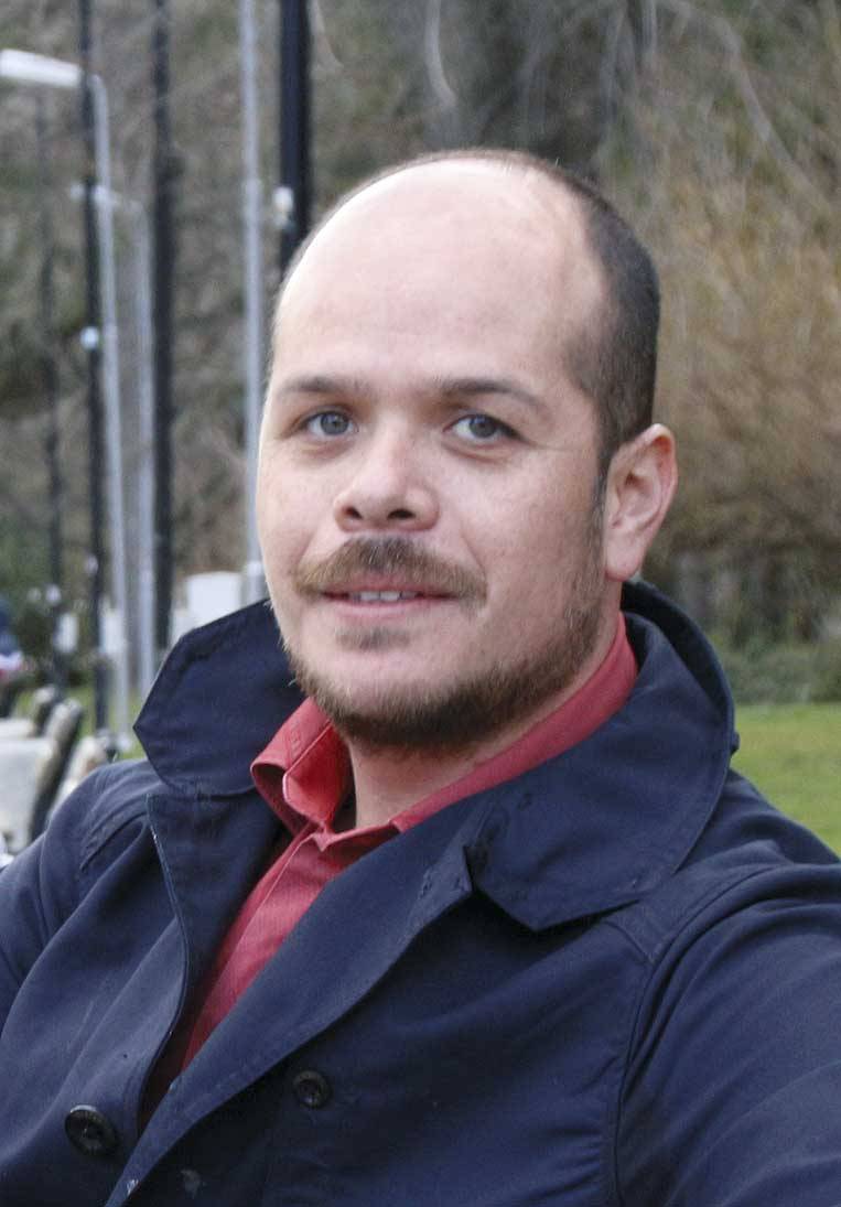 Горещи новини | Мексиканец  дава стипендии за талантливи деца от областта