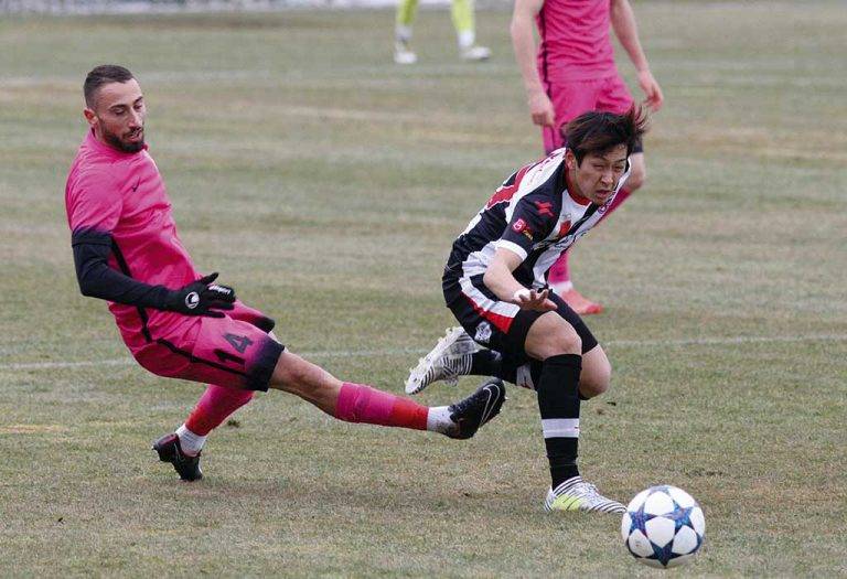 Спорт | Японец се развихри за “Локо” (ГО)