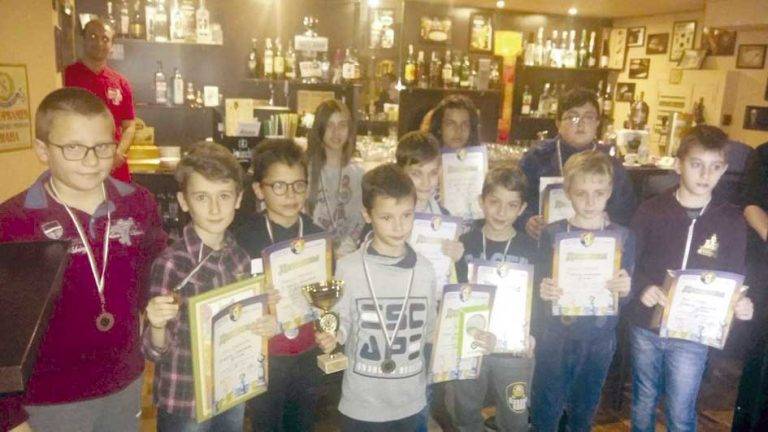 Спорт | Слав Чамурков и Тодор Великов спечелиха градското първенство