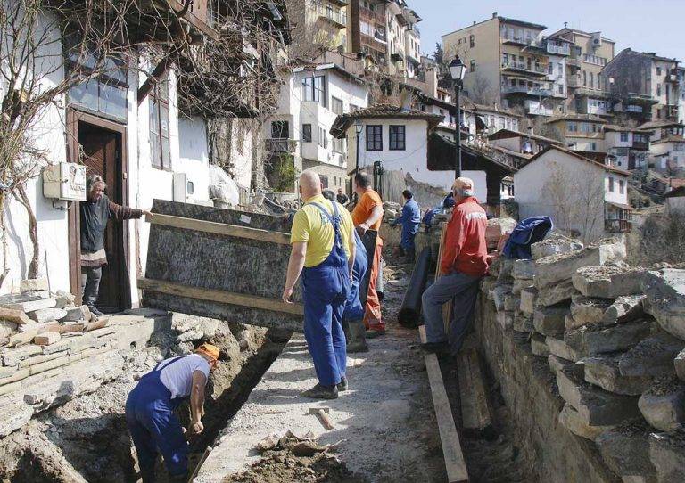 Горещи новини | Министър Николай Нанков обяви: Няма нарушения при ремонта  на водопровода в старата част