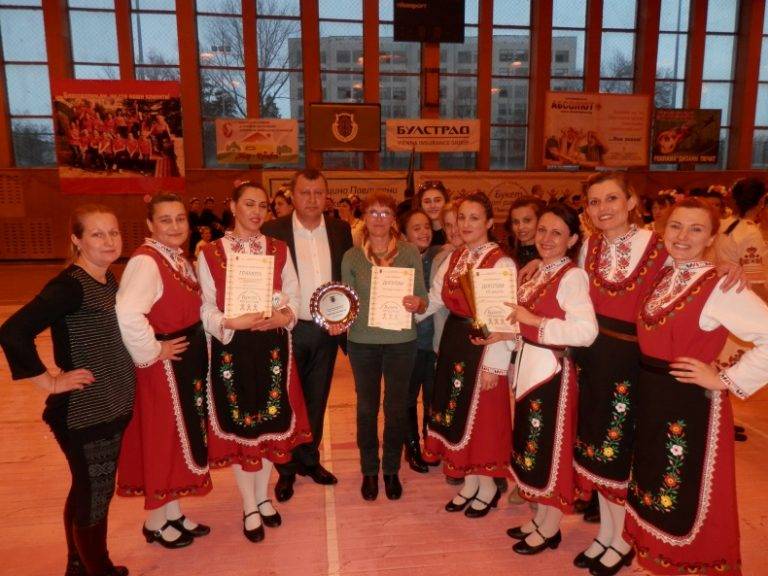 Горещи новини | Надиграването “Букет от ритми”  в Павликени “взриви” публиката