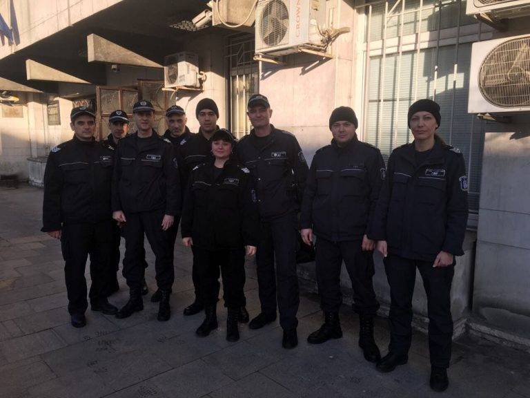 Горещи новини | Служителите на “Съдебна охрана”  отбелязаха празника си с протест