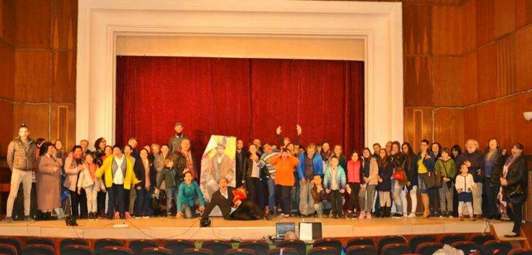 Горещи новини | Възторжени аплодисменти за Герасим Дишлиев на еленска сцена