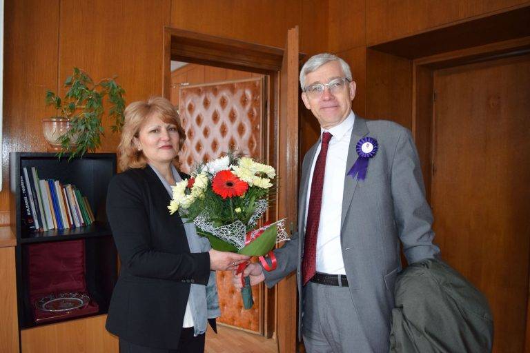 Горещи новини | Областният управител проведе среща с Генералния консул на Русия