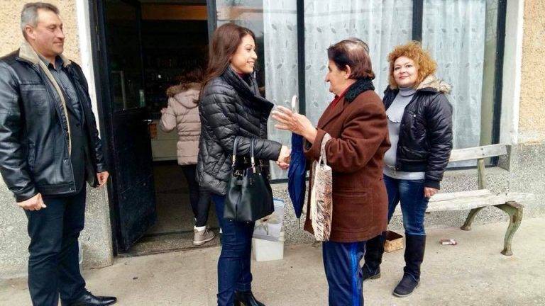 Горещи новини | Станислава Стоянова се срещна с жители на всички населени места в община Сухиндол