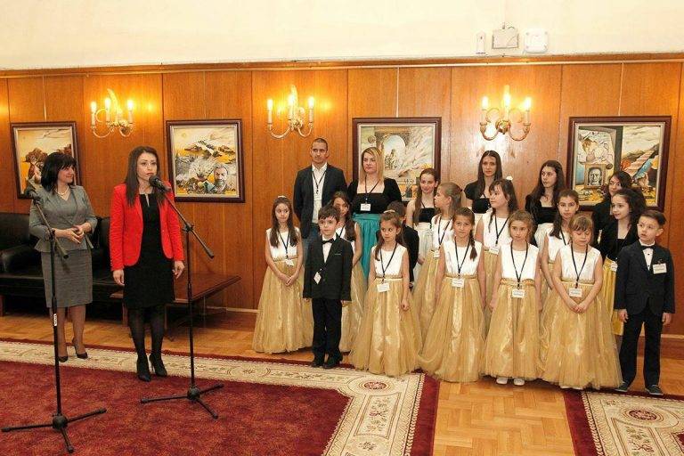 Талантливи великотърновски деца с вълнуващ концерт в Народното събрание