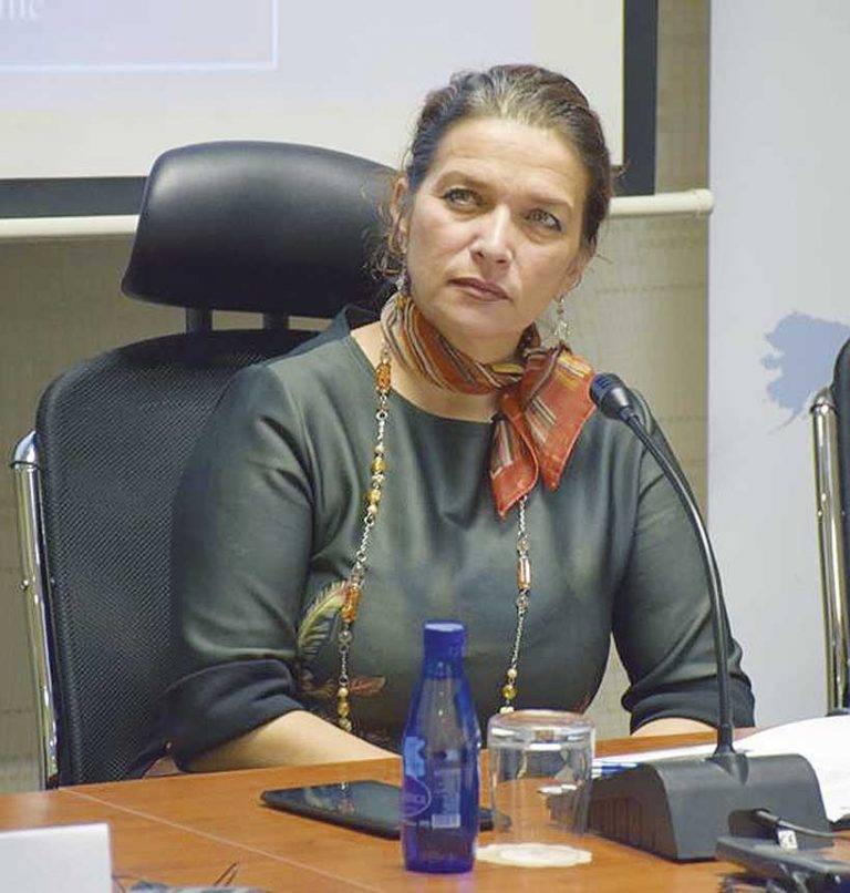 Полк. Невена Атанасова – една  100-процентова жена под пагон