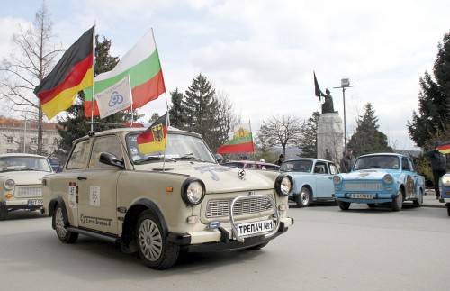 Горещи новини | Затварят улици заради трабант феста