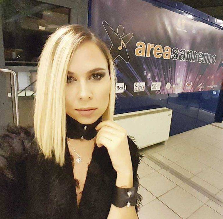 Култура | Маги Джанаварова е първата българка,  която участва във фестивала в Сан Ремо