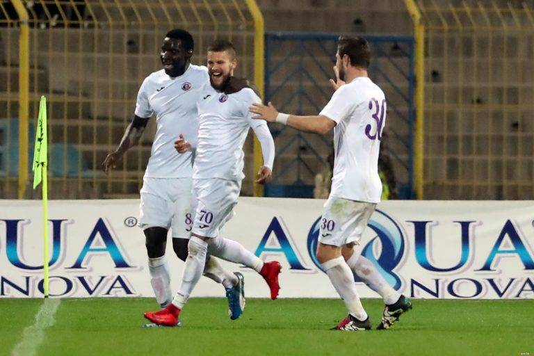 Горещи новини | „Етър” направи 1:1 на „Левски” в София