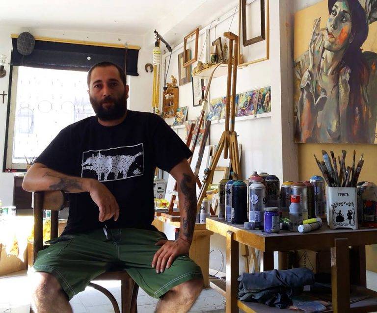 Великотърновски художник нарисува Пеевски, Борисов и Гери Никол