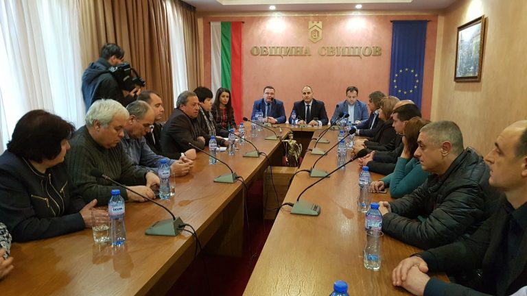 Горещи новини | Цветан Цветанов към кметове на населени места в община Свищов:  ГЕРБ и правителството на Бойко Борисов са твърдо зад вас