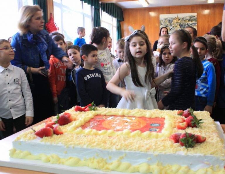 Празник на китайския език за малчуганите от “Соня” и ОУ “Св. Патриарх Евтимий”