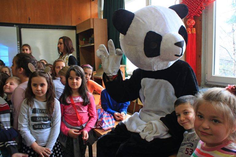 Празник на китайския език за малчуганите от “Соня” и ОУ “Св. Патриарх Евтимий”