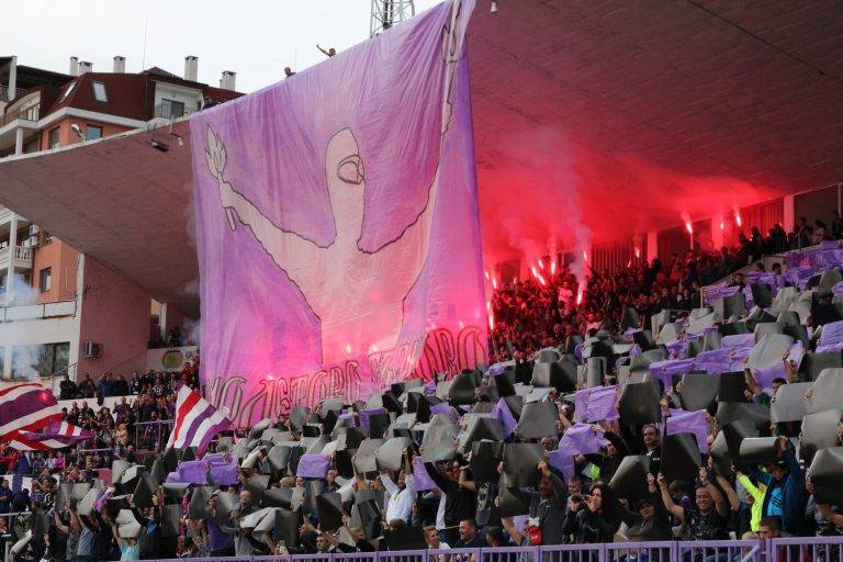 Горещи новини | “Етър” пуска билетите за мача с “Лудогорец”, призова за подкрепа