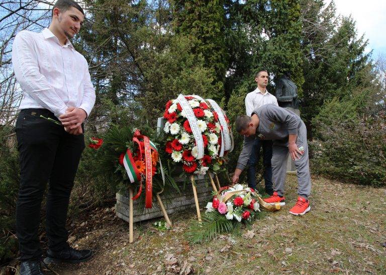 4 години след смъртта на Емил Шарков, неговият убиец още не е започнал да изплаща кръвнината