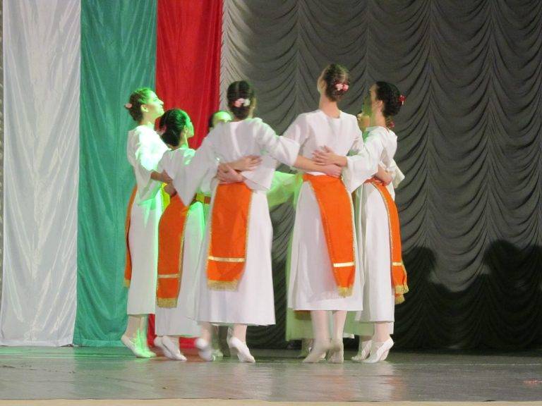 140 години от Освобождението честваха лясковчани