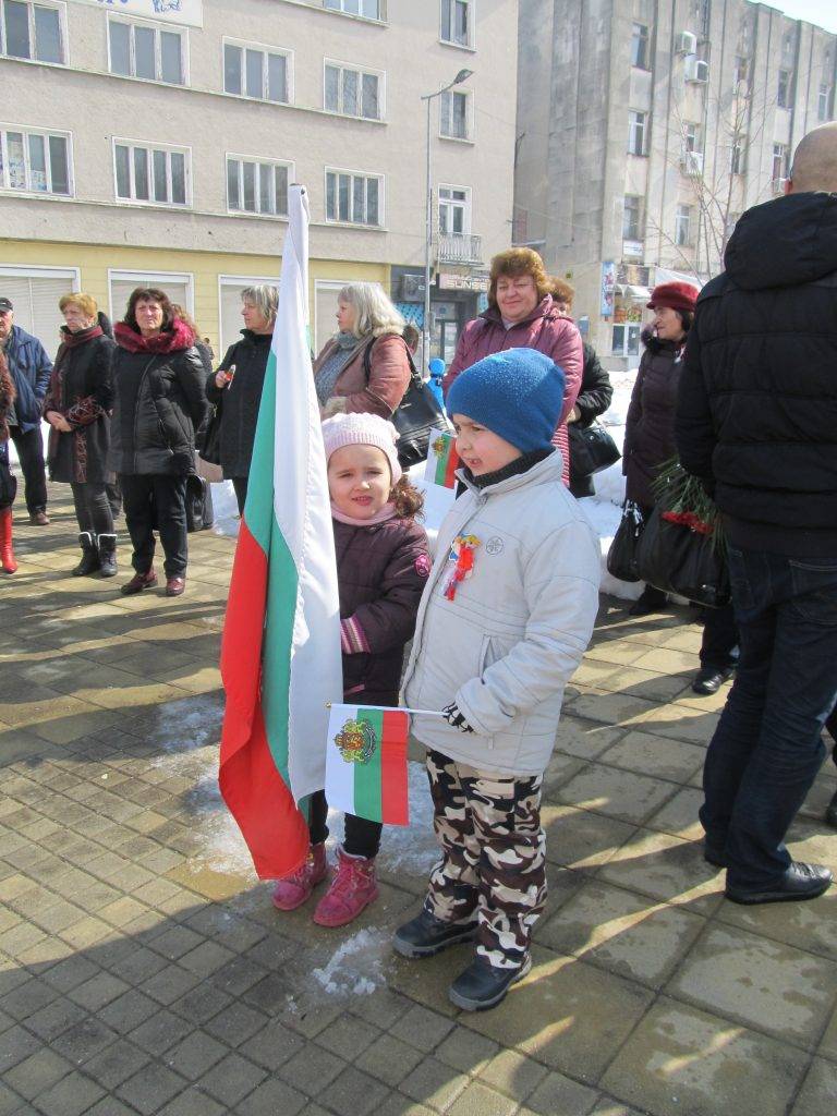 140 години от Освобождението честваха лясковчани