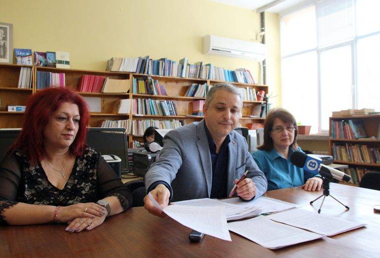 Горещи новини | Над 4 г. СУ “В. Благоева” чака да получи право за безвъзмездно управление на училищния имот