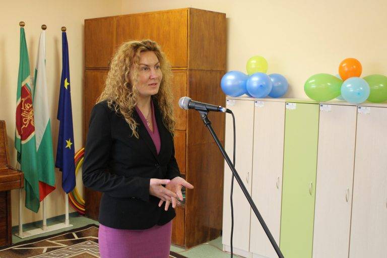 Горещи новини | Зам.-министър Деница Николова:   “74 проектни предложения ще бъдат финансирани по Програмата ИНТЕРРЕГ V-A Румъния – България”