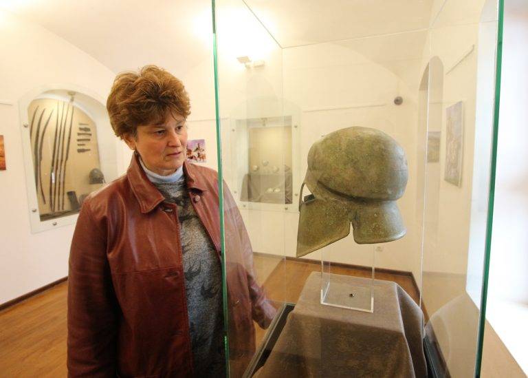 Горещи новини | Най-богатата колекция на оръжие  у нас гостува в хана “Хаджи Николи”