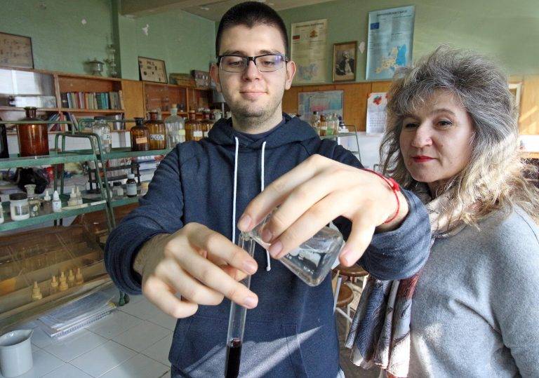 Денислав Станчев от ПМГ отива на  Менделеевата олимпиада в Беларус