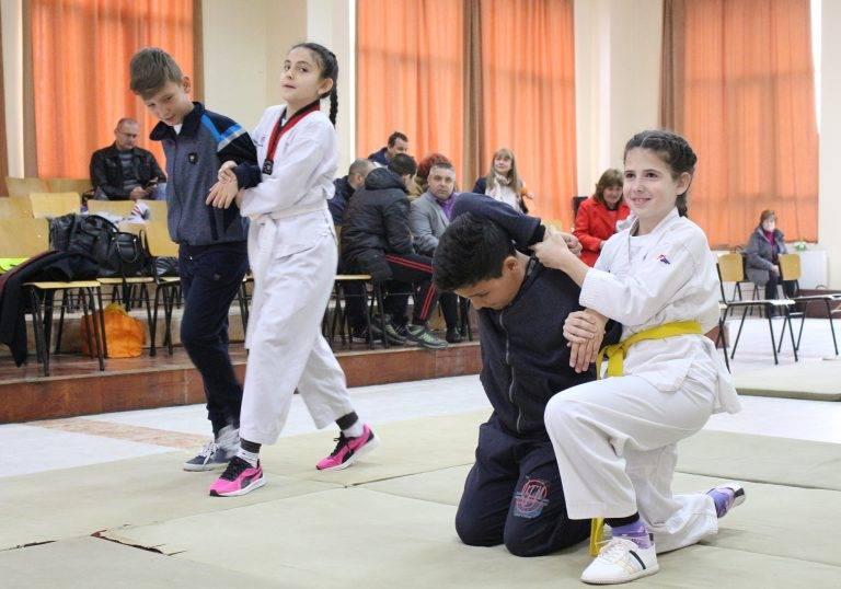 Отборът на СУ “Вела Благоева” е най-добър  сред детските полицейски управления в региона