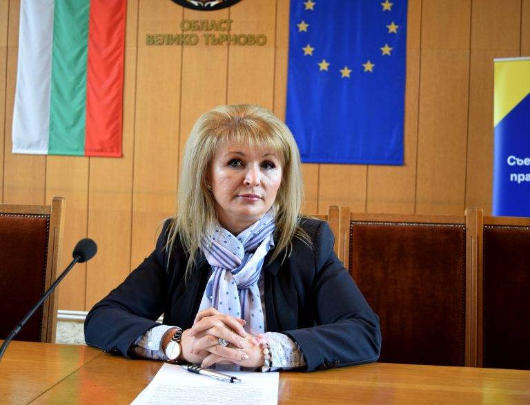 Глад за шивачи, строители, шофьори и автомонтьори ще има през следващите 3 -5 години