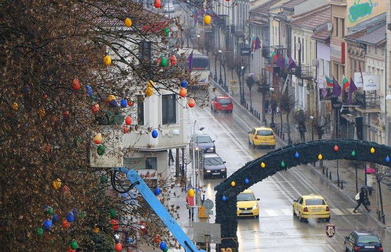 Горещи новини | Велико Търново посреща в пъстри багри Лазаровден, Цветница и Великден