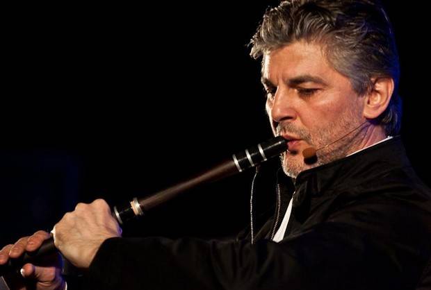 Горещи новини | Теодосий Спасов гостува на търновска сцена в концерта “Българският дух през вековете”