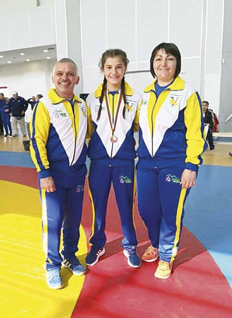 Спорт | СК “Етър-Виктори 2011” с бронз от държавното